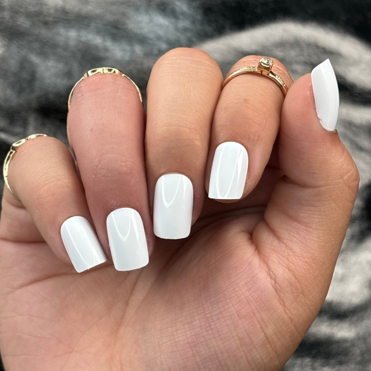 Short Square Classic White Glossy Nails, Everyday Version Short Square Classic White Glossy Nails, Everyday Version — White Nails