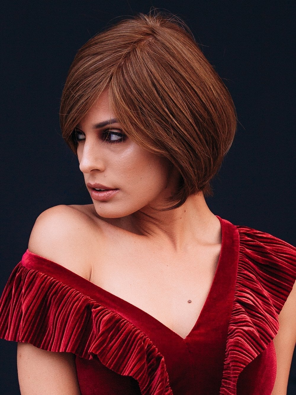 Auburn Chin Bob With Side-Swept Bangs Auburn Chin Bob With Side-Swept Bangs — Wig Hair