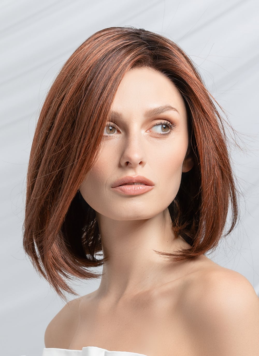 Reddish-Brown Chin Bob With No Bangs Reddish-Brown Chin Bob With No Bangs — Wig Hair