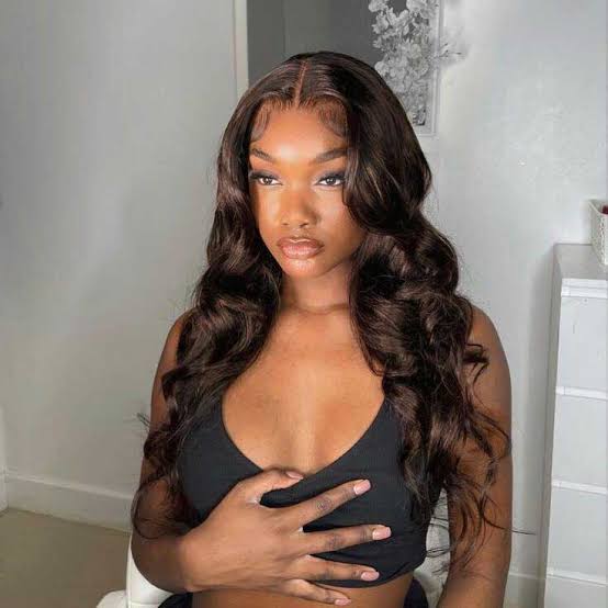 Mid-Back Dark Brown Wavy With Side Swept Bangs Mid-Back Dark Brown Wavy With Side Swept Bangs — Wig Styles