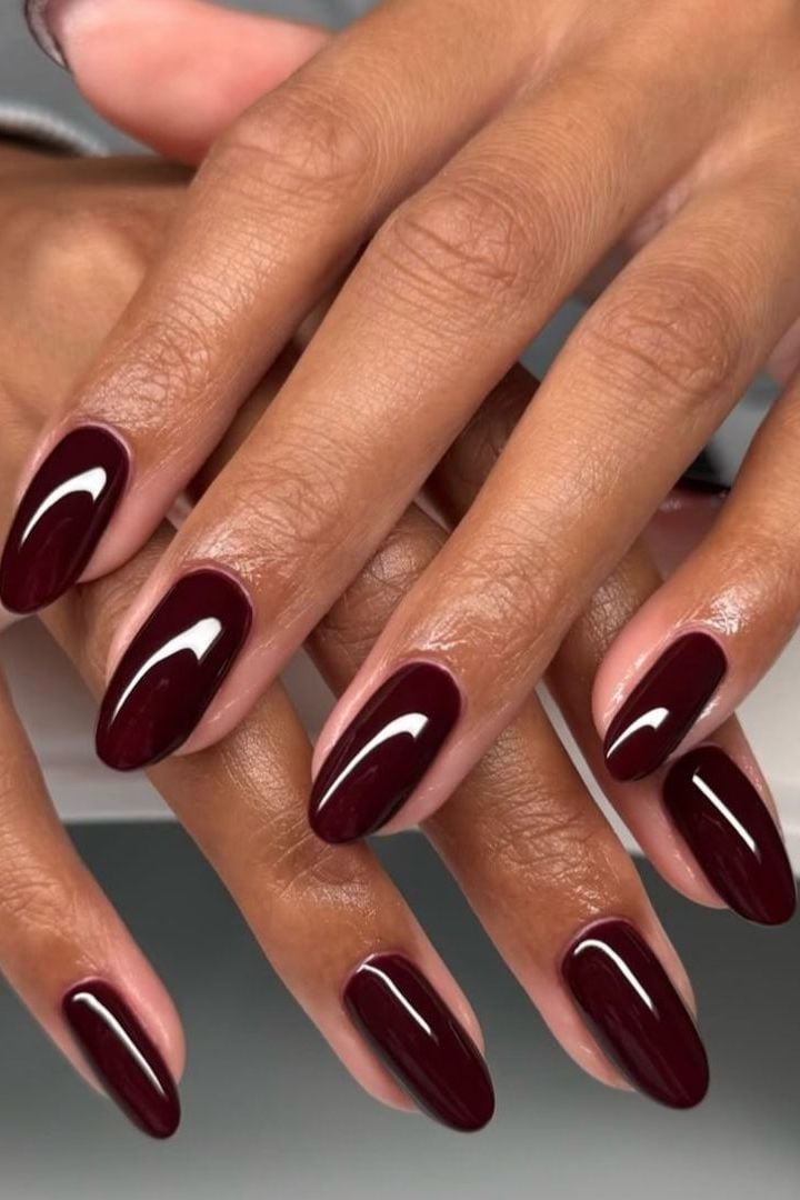 Deep Wine Red Medium Oval Nails Deep Wine Red Medium Oval Nails — Wine Nails