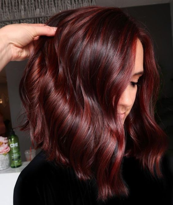 Collarbone Waves Vibrant Wine Red Dimension, Wavy Collarbone Waves Vibrant Wine Red Dimension, Wavy — Wine Red Hair