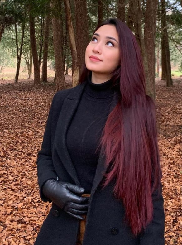 Sleek Mid-Back Deep Burgundy — Winter Hair Color