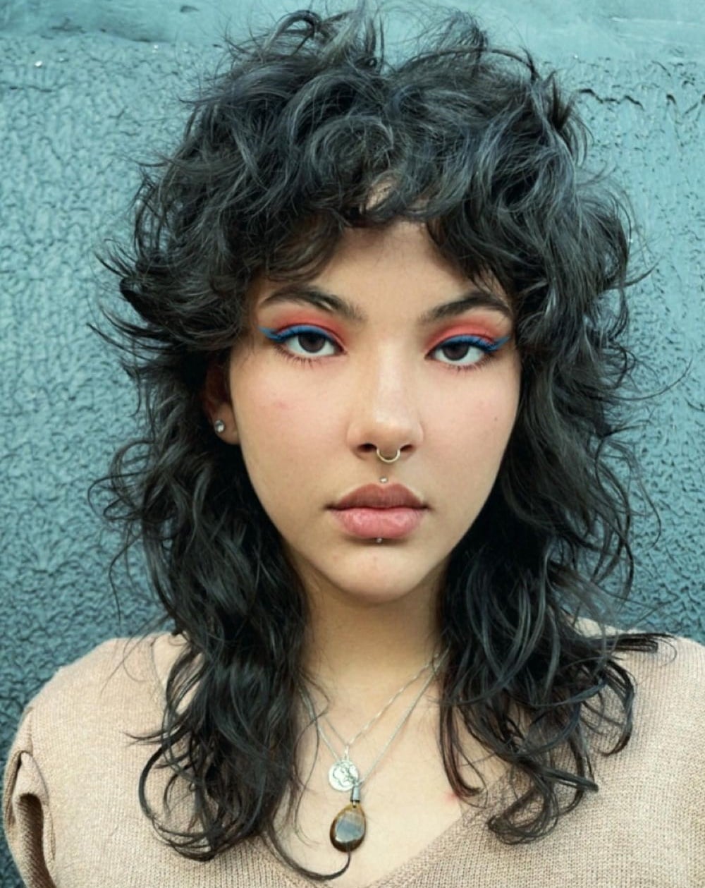 Collarbone Wolf Cut With Full Bangs — Wolf Cut Curly Hair