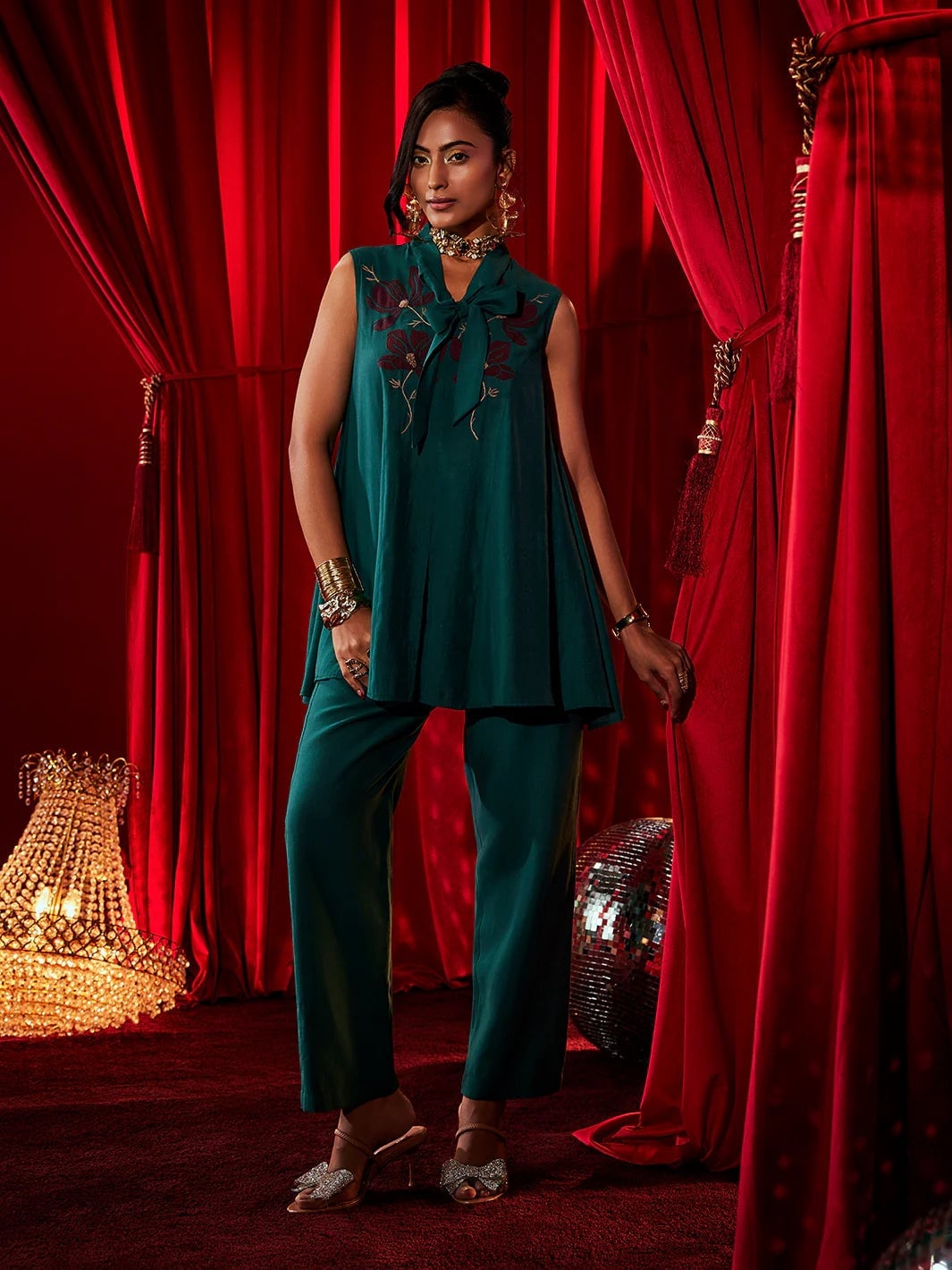 Teal Tunic with Embroidery and Matching Trousers, Close-Up Take — Work Party Outfits