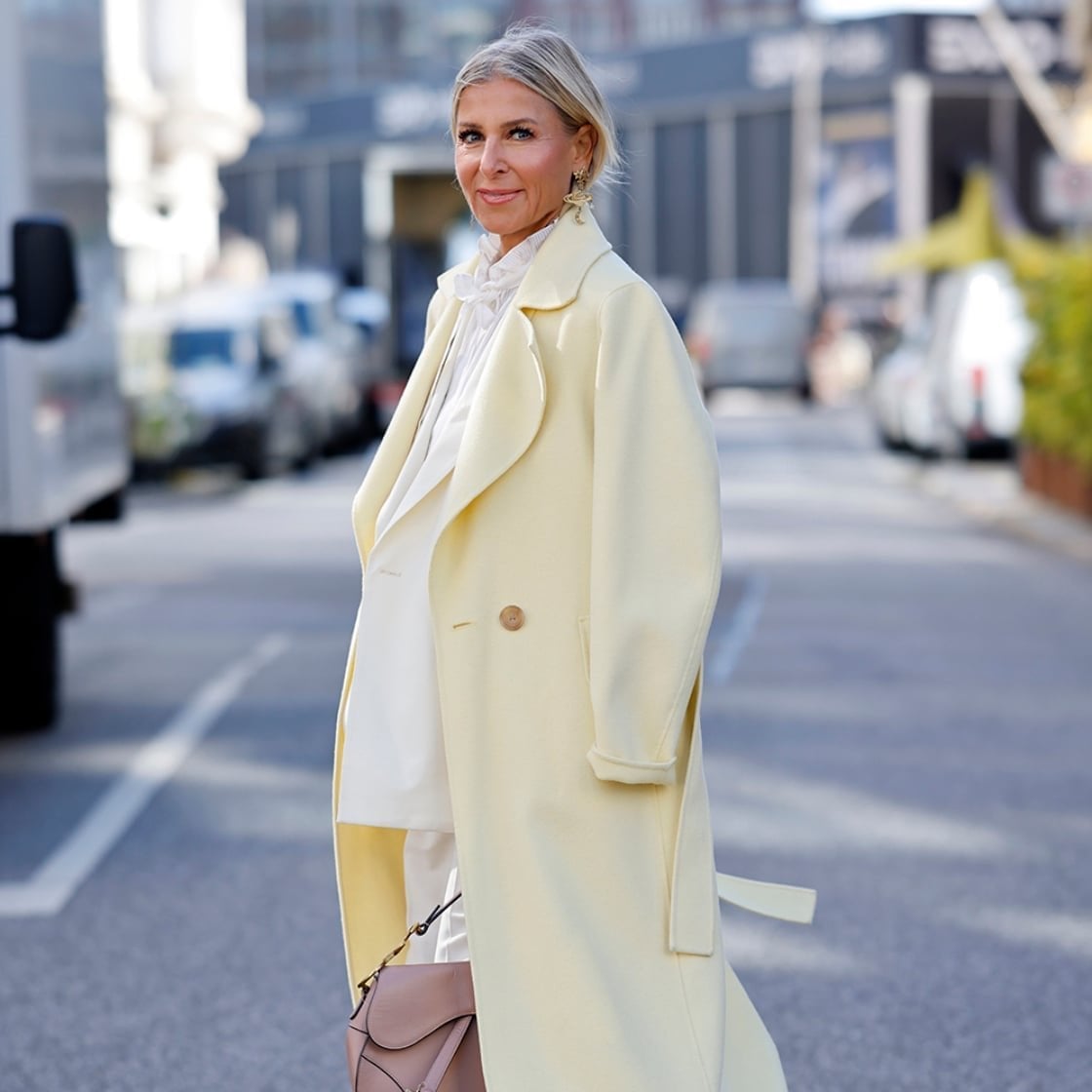 Pale Yellow Oversized Coat with White Blouse, Close-Up Take Pale Yellow Oversized Coat with White Blouse, Close-Up Take — Yellow Outfits