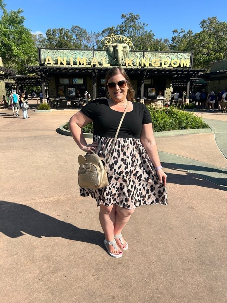 Black Top and Leopard Print A-Line Skirt — Zoo Outfits